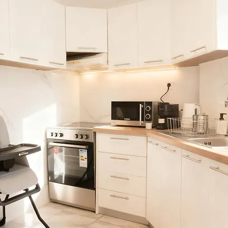 Apartament Spacious 2br With Balcony *