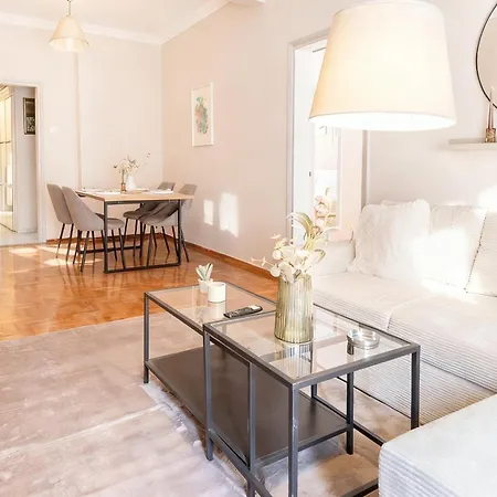 Apartament Spacious 2br With Balcony