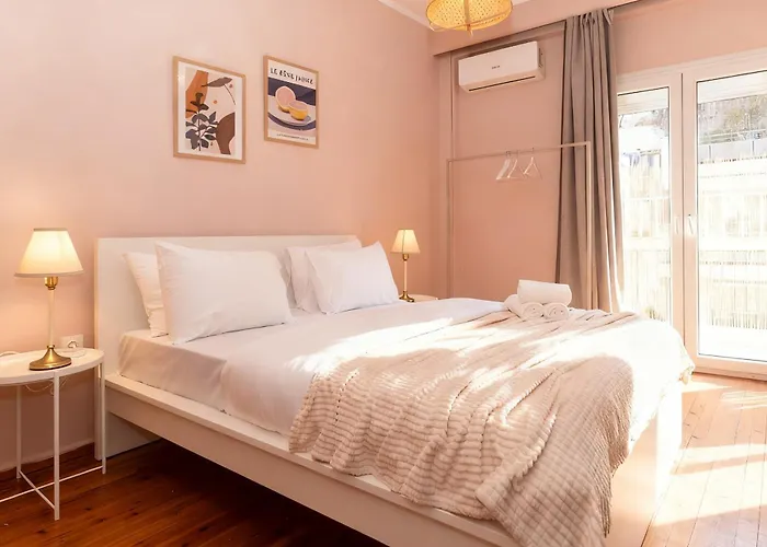 Apartmán Spacious 2br With Balcony *